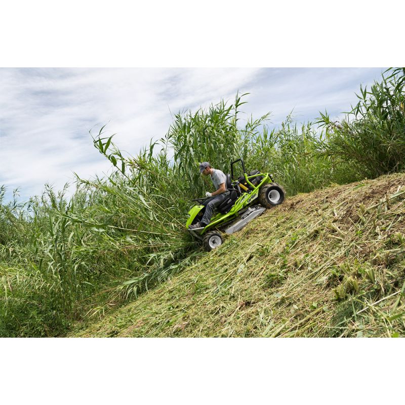 Équipement de coupe autoporté Grillo Climber 10 AWD
