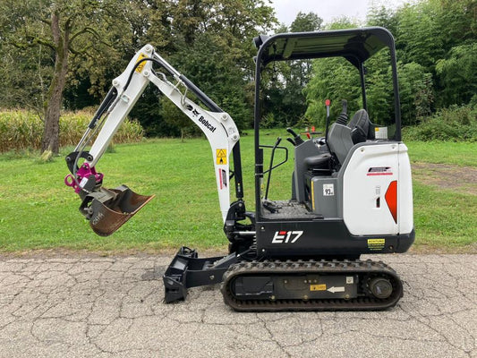 Mini-Pelle Bobcat E17 – 2022 – 1,7T – Compacte, Réglable, 3 Godets