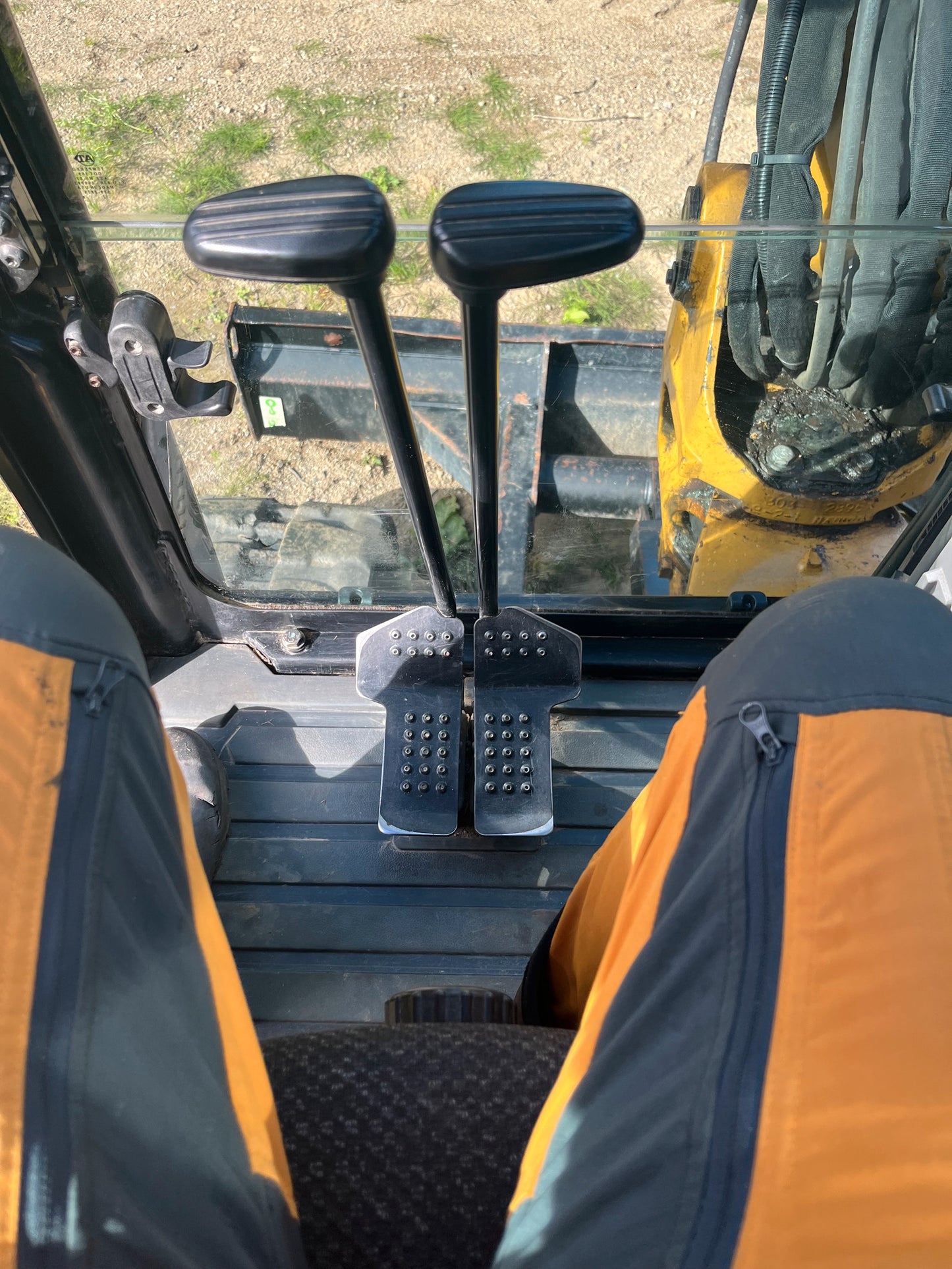 Équipement compact Bobcat 305 5E 2016 5,62t 3327h