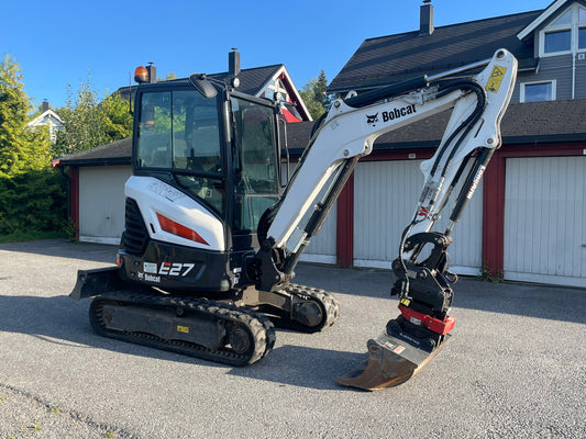 Équipement compact Bobcat E27 2020