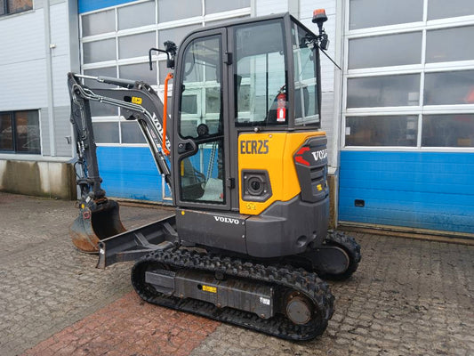 Équipement de chantier Volvo ECR25D 2021 3,2t 206h avec accessoires