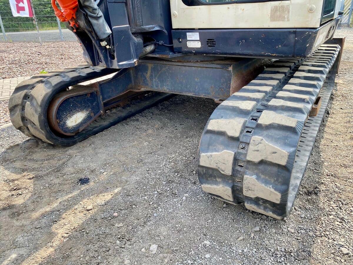 Equipement compact Kubota KX080-3 – 2012