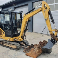 Mini-Pelle Caterpillar CAT 302.2D (2013) – Compacte, Fiable et Immédiatement Opérationnelle