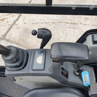 Mini-Pelle Caterpillar CAT 302.2D (2013) – Compacte, Fiable et Immédiatement Opérationnelle