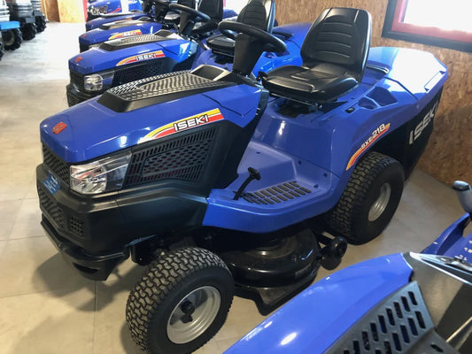 Tondeuse Autoportée Iseki SXE218 – 18 cv – Éjection arrière – Bac 310 L