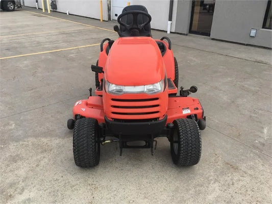 Tondeuse autoportée AGCO 2027H – 2009