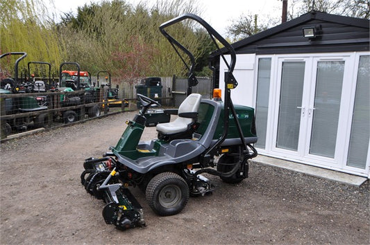 Tondeuse autoportée Hayter MT313 – 2008 – 20 ch – 700 h
