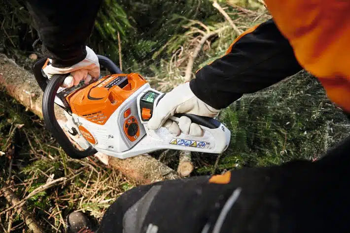 Tronçonneuse à batterie STIHL MSA 300 C-O – Guide 40 cm